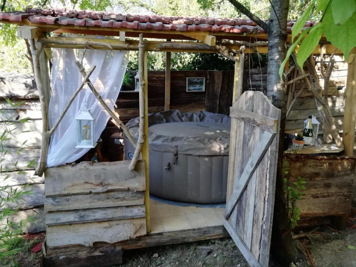 La Cabane Des Trappeurs Crépy-en-Valois Buitenkant foto