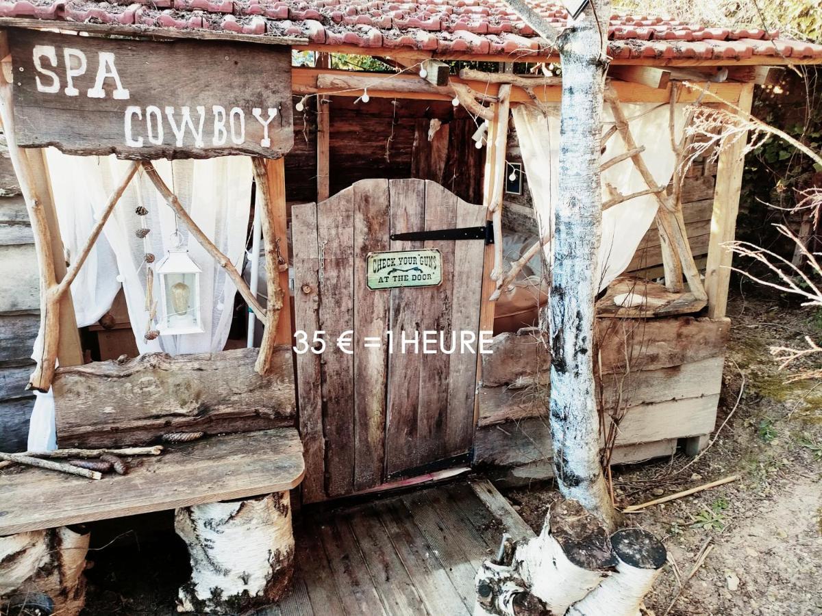 La Cabane Des Trappeurs Crépy-en-Valois Buitenkant foto